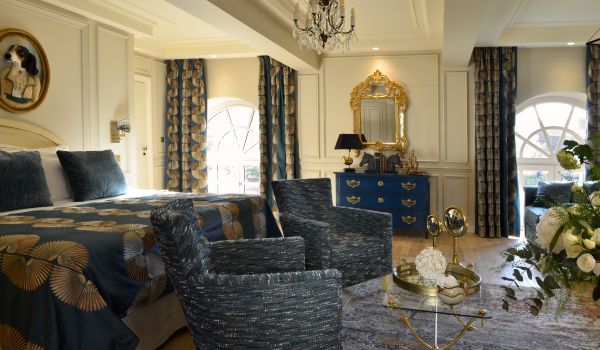 Réalisation de rideaux occultant pour chambre d'hôtel de luxe en Normandie