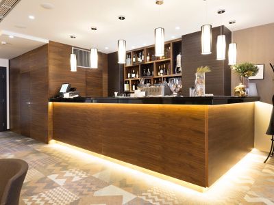 Hôtellerie et CHR, création de bar sur mesure